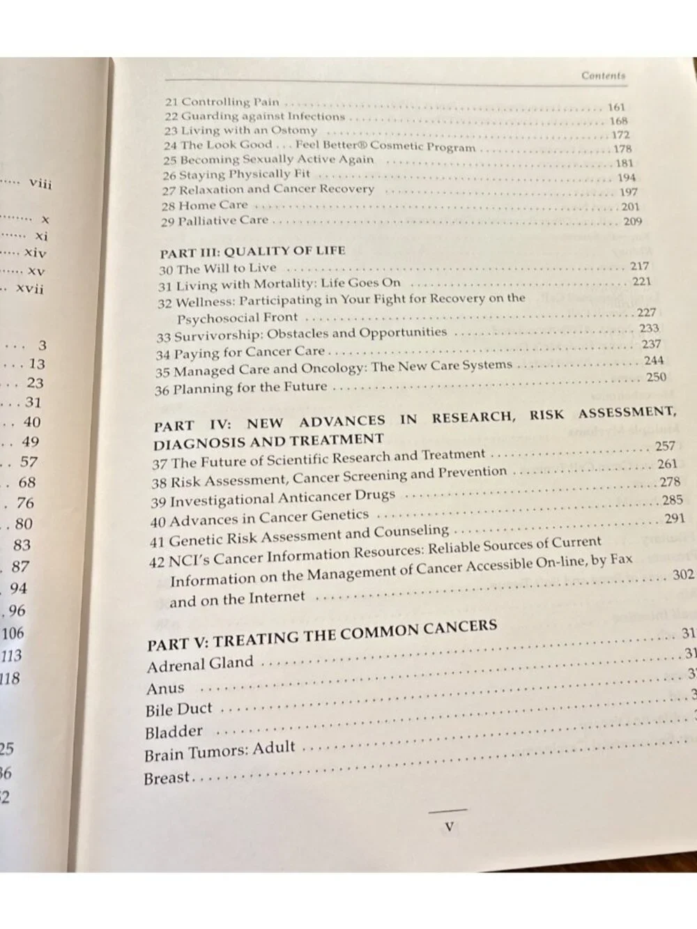 Everyones Guide to Cancer Therapy How Cancer Is Diagnosed Treated Managed